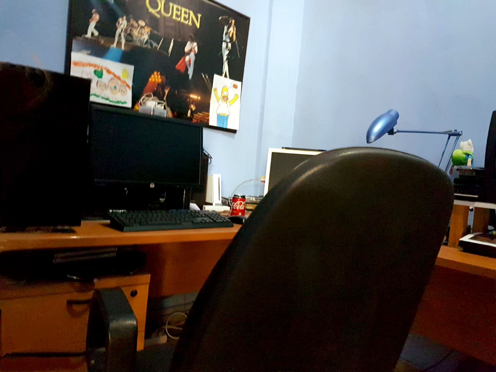 Work desk